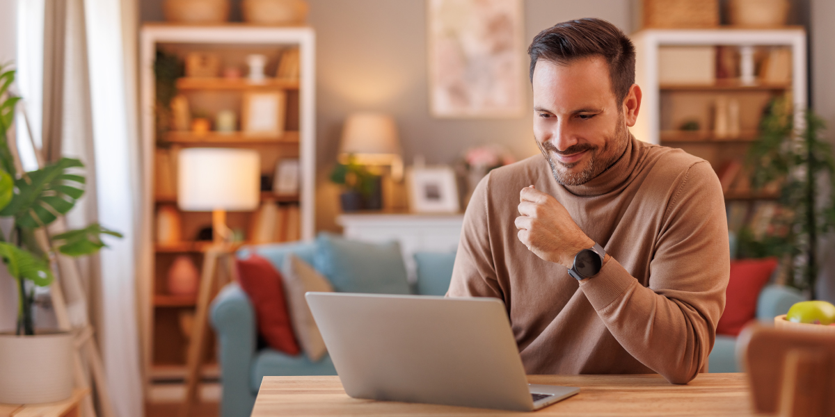 Man med laptop - E-postutskick